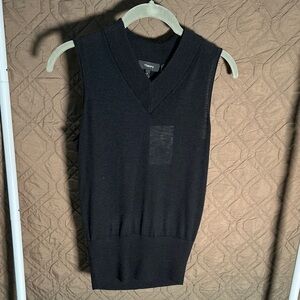 Theory Men's Black V-Neck Knit Sweater Vest